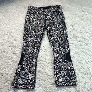 Lululemon Pace Rival Crop *22" Floral Spritz Multi / Black